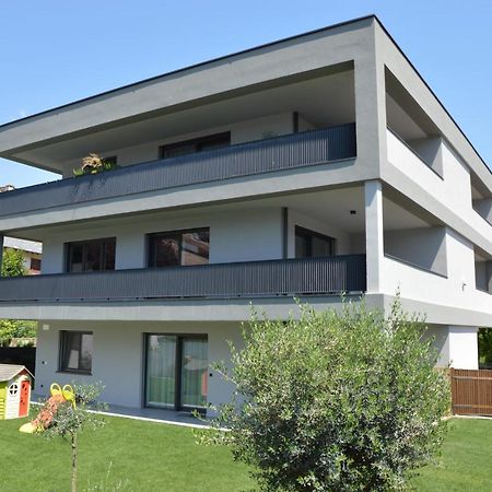 טרמנו Family Apartment Julia מראה חיצוני תמונה